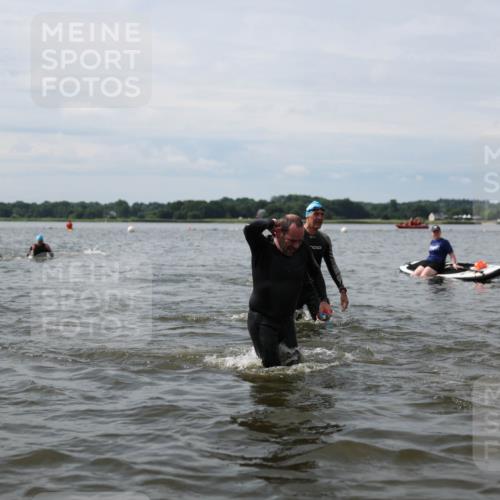 21.06.2026 - Viking Triathlon Michael Strokosch http://msf.ph/oto/9819623 21.06.2026 10:46:33 Schwimmen 156, 173, 217, 260, 341, 358, 363, 388, 414, 443, 476, 650, 654, 670 meine-sportfotos.de