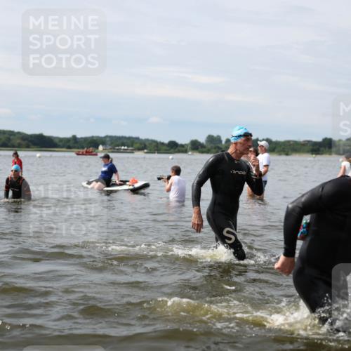 21.06.2026 - Viking Triathlon Michael Strokosch http://msf.ph/oto/9819626 21.06.2026 10:46:36 Schwimmen 156, 173, 217, 260, 341, 358, 363, 388, 414, 443, 476, 650, 670 meine-sportfotos.de