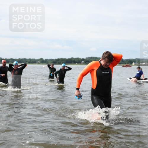 21.06.2026 - Viking Triathlon Michael Strokosch http://msf.ph/oto/9819639 21.06.2026 10:46:41 Schwimmen 156, 173, 217, 260, 313, 341, 358, 363, 414, 443, 476, 650, 670 meine-sportfotos.de