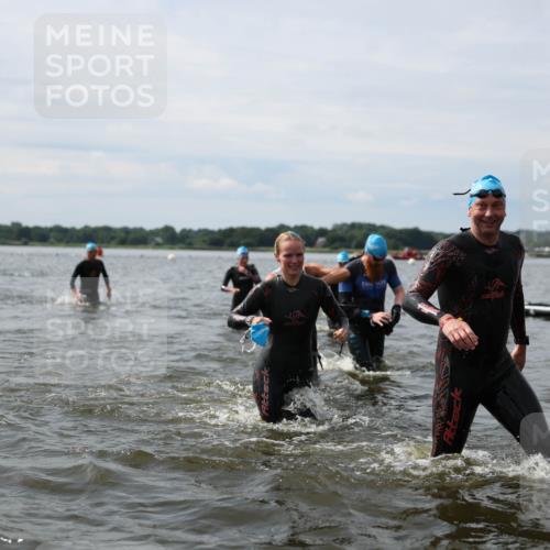 21.06.2026 - Viking Triathlon Michael Strokosch http://msf.ph/oto/9819710 21.06.2026 10:47:21 Schwimmen 116, 123, 155, 183, 212, 297, 304, 317, 352, 353, 469, 554, 571 meine-sportfotos.de