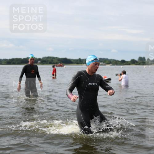 21.06.2026 - Viking Triathlon Michael Strokosch http://msf.ph/oto/9819740 21.06.2026 10:47:32 Schwimmen 56, 297, 304, 352, 353, 469, 554, 571, 574 meine-sportfotos.de