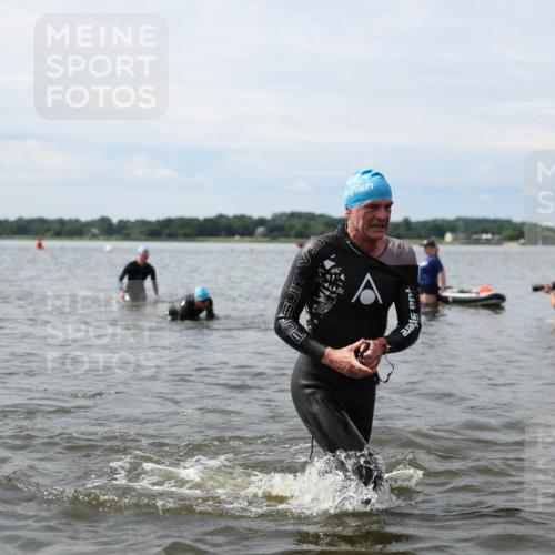 21.06.2026 - Viking Triathlon Michael Strokosch http://msf.ph/oto/9819760 21.06.2026 10:47:49 Schwimmen 60, 164, 289, 574, 638 meine-sportfotos.de