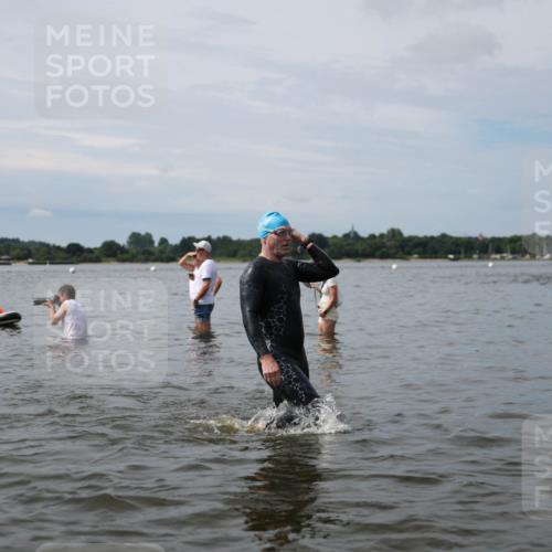 21.06.2026 - Viking Triathlon Michael Strokosch http://msf.ph/oto/9819776 21.06.2026 10:48:12 Schwimmen 101, 164, 185, 198, 207, 289, 306, 495, 638, 662 meine-sportfotos.de