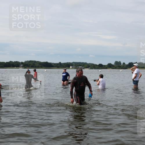 21.06.2026 - Viking Triathlon Michael Strokosch http://msf.ph/oto/9819782 21.06.2026 10:48:19 Schwimmen 101, 181, 185, 207, 209, 306, 495, 662 meine-sportfotos.de