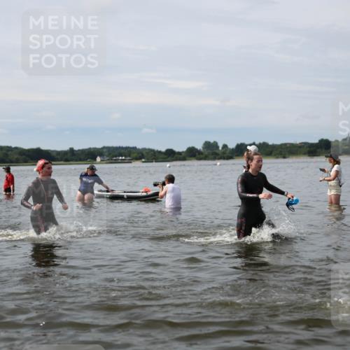 21.06.2026 - Viking Triathlon Michael Strokosch http://msf.ph/oto/9819797 21.06.2026 10:48:24 Schwimmen 101, 181, 185, 207, 209, 306, 495, 662 meine-sportfotos.de