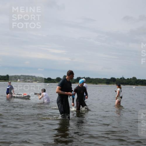 21.06.2026 - Viking Triathlon Michael Strokosch http://msf.ph/oto/9819812 21.06.2026 10:48:32 Schwimmen 181, 185, 207, 209, 223, 409, 495, 662 meine-sportfotos.de
