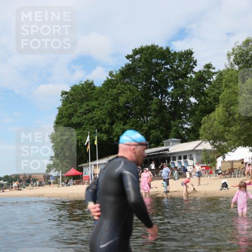 21.06.2026 - Viking Triathlon Michael Strokosch http://msf.ph/oto/9819869 21.06.2026 10:49:23 Schwimmen 206, 314, 463, 483, 541 meine-sportfotos.de