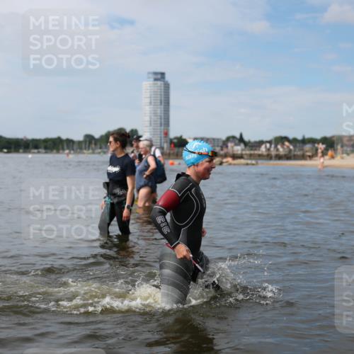 21.06.2026 - Viking Triathlon Michael Strokosch http://msf.ph/oto/9819961 21.06.2026 10:50:30 Schwimmen 57, 261, 295, 416 meine-sportfotos.de
