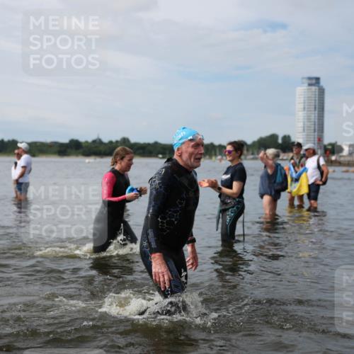 21.06.2026 - Viking Triathlon Michael Strokosch http://msf.ph/oto/9819994 21.06.2026 10:50:53 Schwimmen 66, 76, 184 meine-sportfotos.de