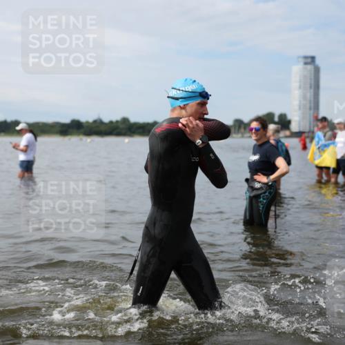 21.06.2026 - Viking Triathlon Michael Strokosch http://msf.ph/oto/9820074 21.06.2026 10:52:19 Schwimmen 40, 222, 624 meine-sportfotos.de