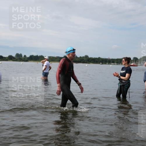 21.06.2026 - Viking Triathlon Michael Strokosch http://msf.ph/oto/9820101 21.06.2026 10:53:00 Schwimmen 133, 307, 385, 433, 471, 532, 564, 622, 661 meine-sportfotos.de