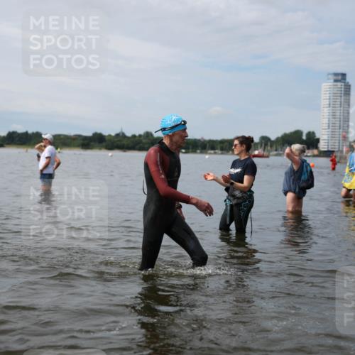 21.06.2026 - Viking Triathlon Michael Strokosch http://msf.ph/oto/9820104 21.06.2026 10:53:01 Schwimmen 133, 307, 433, 471, 532, 564, 622, 661 meine-sportfotos.de