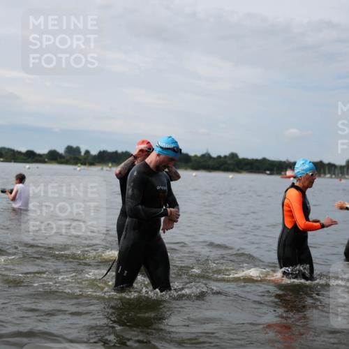 21.06.2026 - Viking Triathlon Michael Strokosch http://msf.ph/oto/9820199 21.06.2026 10:53:58 Schwimmen 61, 97, 190, 203, 237, 257, 390, 515, 631 meine-sportfotos.de