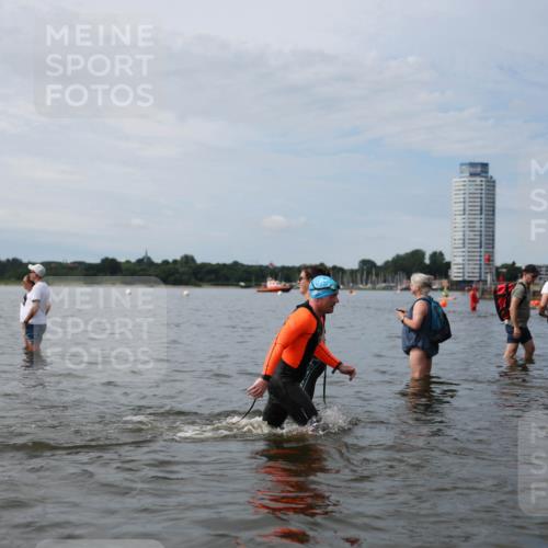 21.06.2026 - Viking Triathlon Michael Strokosch http://msf.ph/oto/9820206 21.06.2026 10:54:06 Schwimmen 61, 190, 237, 390, 631 meine-sportfotos.de