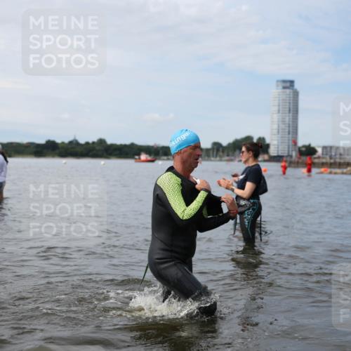 21.06.2026 - Viking Triathlon Michael Strokosch http://msf.ph/oto/9820244 21.06.2026 10:54:43 Schwimmen 52, 244, 275, 309, 347, 424, 504, 509, 613 meine-sportfotos.de