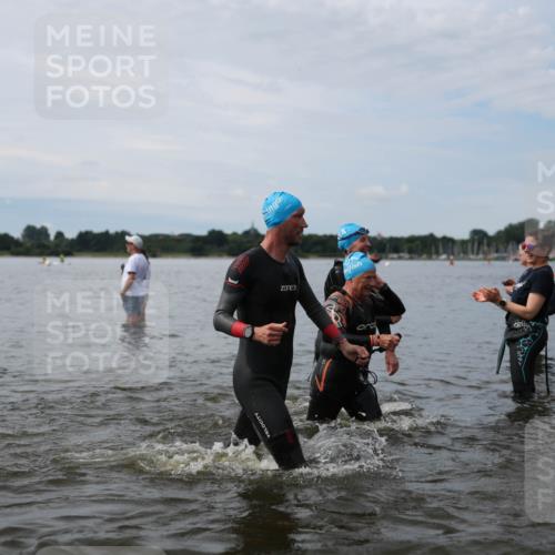 21.06.2026 - Viking Triathlon Michael Strokosch http://msf.ph/oto/9820257 21.06.2026 10:54:48 Schwimmen 52, 160, 244, 275, 309, 347, 424, 509 meine-sportfotos.de