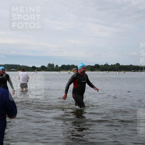 21.06.2026 - Viking Triathlon Michael Strokosch http://msf.ph/oto/9820360 21.06.2026 10:56:14 Schwimmen 24, 117, 127, 357, 502 meine-sportfotos.de