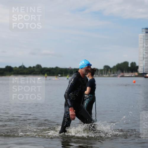 21.06.2026 - Viking Triathlon Michael Strokosch http://msf.ph/oto/9820436 21.06.2026 10:58:27 Schwimmen 439 meine-sportfotos.de