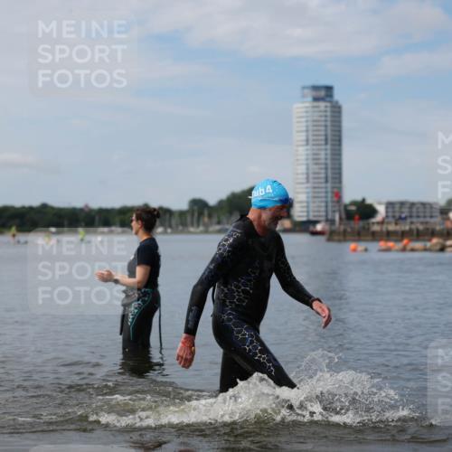 21.06.2026 - Viking Triathlon Michael Strokosch http://msf.ph/oto/9820439 21.06.2026 10:58:28 Schwimmen 439 meine-sportfotos.de