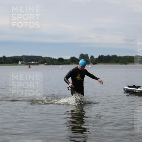 21.06.2026 - Viking Triathlon Michael Strokosch http://msf.ph/oto/9820461 21.06.2026 10:59:08 Schwimmen 106, 253 meine-sportfotos.de