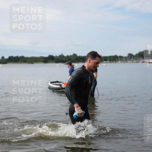 21.06.2026 - Viking Triathlon Michael Strokosch http://msf.ph/oto/9820484 21.06.2026 10:59:20 Schwimmen 106, 253 meine-sportfotos.de