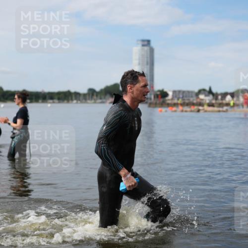 21.06.2026 - Viking Triathlon Michael Strokosch http://msf.ph/oto/9820487 21.06.2026 10:59:21 Schwimmen 253 meine-sportfotos.de