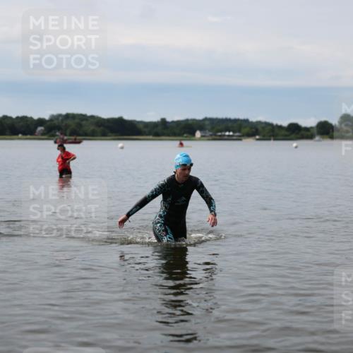 21.06.2026 - Viking Triathlon Michael Strokosch http://msf.ph/oto/9820489 21.06.2026 10:59:40 Schwimmen 542 meine-sportfotos.de