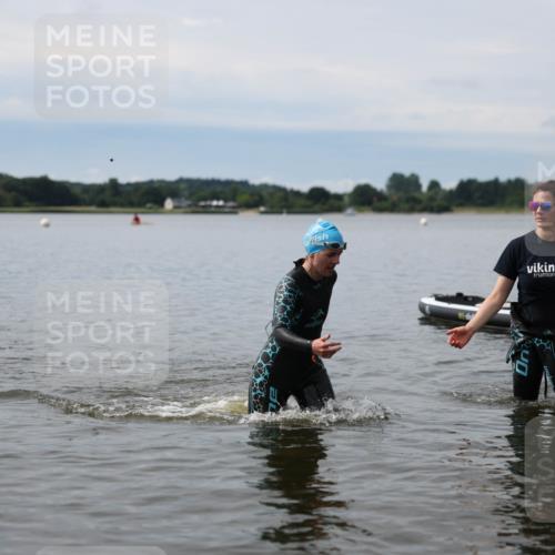 21.06.2026 - Viking Triathlon Michael Strokosch http://msf.ph/oto/9820494 21.06.2026 10:59:42 Schwimmen 542 meine-sportfotos.de