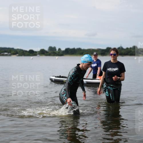 21.06.2026 - Viking Triathlon Michael Strokosch http://msf.ph/oto/9820497 21.06.2026 10:59:43 Schwimmen 542 meine-sportfotos.de