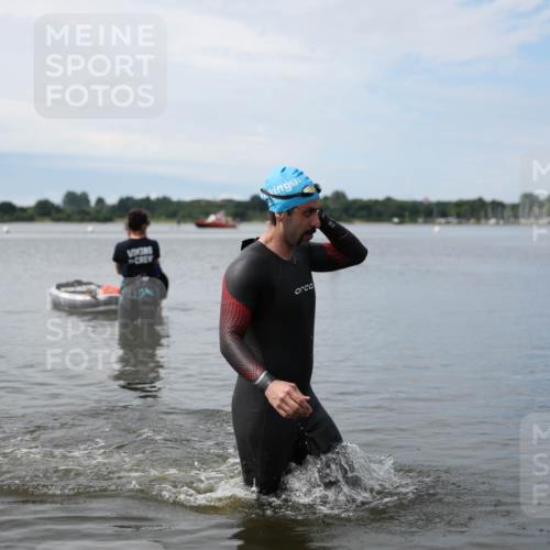 21.06.2026 - Viking Triathlon Michael Strokosch http://msf.ph/oto/9820563 21.06.2026 11:03:22 Schwimmen 529 meine-sportfotos.de