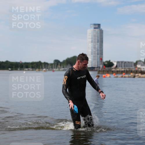 21.06.2026 - Viking Triathlon Michael Strokosch http://msf.ph/oto/9820586 21.06.2026 11:04:12 Schwimmen 421 meine-sportfotos.de