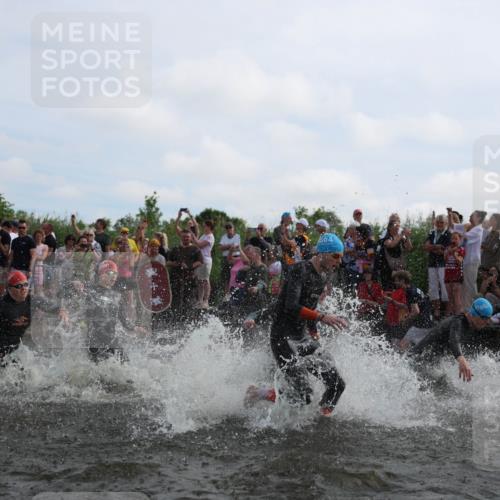 21.06.2026 - Viking Triathlon Michael Strokosch http://msf.ph/oto/9820622 21.06.2026 10:00:29 Schwimmen 1, 19, 21, 25, 31, 189, 334, 422, 474, 517, 547, 575, 610, 637, 669 meine-sportfotos.de