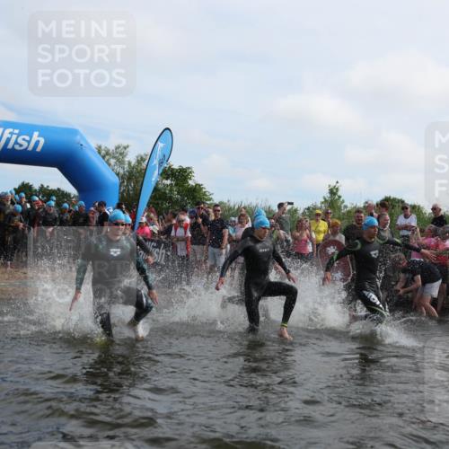 21.06.2026 - Viking Triathlon Michael Strokosch http://msf.ph/oto/9820649 21.06.2026 10:00:44 Schwimmen 46, 104, 119, 176, 371, 426, 441, 453, 466, 548, 565, 569, 620, 626, 643 meine-sportfotos.de