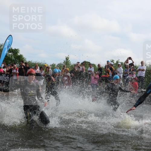 21.06.2026 - Viking Triathlon Michael Strokosch http://msf.ph/oto/9820662 21.06.2026 10:00:49 Schwimmen 27, 42, 46, 74, 98, 119, 176, 218, 371, 426, 441, 466, 565, 569, 643 meine-sportfotos.de