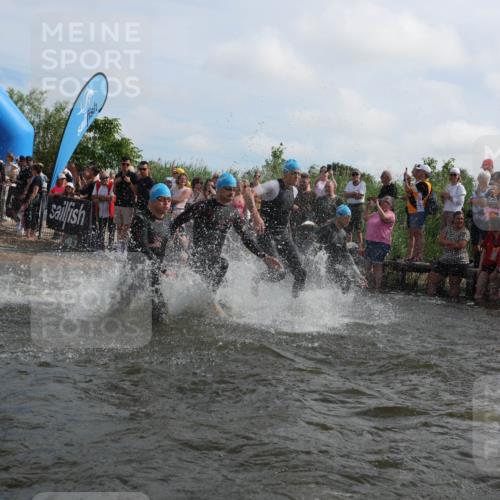 21.06.2026 - Viking Triathlon Michael Strokosch http://msf.ph/oto/9820707 21.06.2026 10:01:08 Schwimmen 5, 14, 17, 169, 180, 249, 270, 337, 342, 383, 506, 527, 623 meine-sportfotos.de