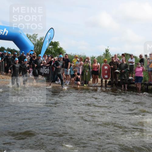 21.06.2026 - Viking Triathlon Michael Strokosch http://msf.ph/oto/9820742 21.06.2026 10:01:28 Schwimmen 13, 26, 28, 51, 131, 145, 271, 300, 500, 568, 576, 665 meine-sportfotos.de