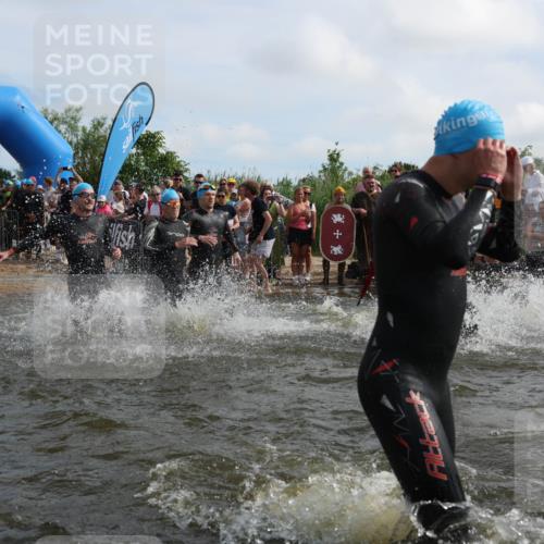21.06.2026 - Viking Triathlon Michael Strokosch http://msf.ph/oto/9820766 21.06.2026 10:01:39 Schwimmen 38, 62, 109, 113, 161, 194, 278, 285, 311, 332, 359, 432, 551, 627, 633 meine-sportfotos.de