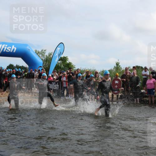 21.06.2026 - Viking Triathlon Michael Strokosch http://msf.ph/oto/9820774 21.06.2026 10:01:43 Schwimmen 38, 62, 109, 113, 161, 194, 278, 285, 311, 332, 359, 432, 551, 627, 633 meine-sportfotos.de