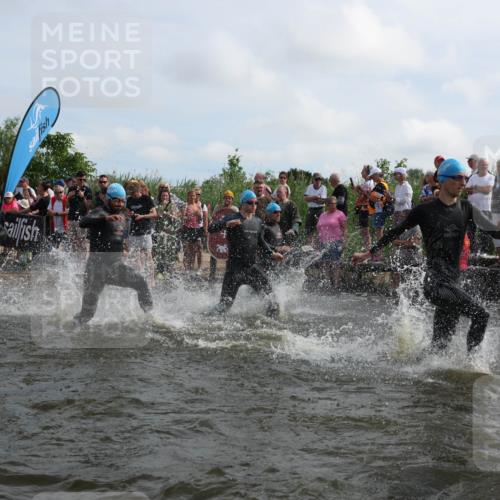 21.06.2026 - Viking Triathlon Michael Strokosch http://msf.ph/oto/9820777 21.06.2026 10:01:44 Schwimmen 38, 109, 113, 161, 194, 278, 285, 332, 343, 391, 432, 543, 621, 633, 644 meine-sportfotos.de