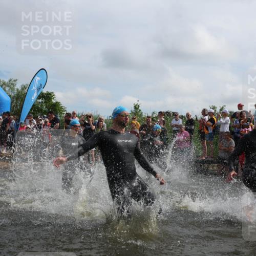21.06.2026 - Viking Triathlon Michael Strokosch http://msf.ph/oto/9820822 21.06.2026 10:02:05 Schwimmen 43, 55, 90, 154, 221, 226, 380, 394, 410, 446, 501, 524, 606, 625, 660 meine-sportfotos.de