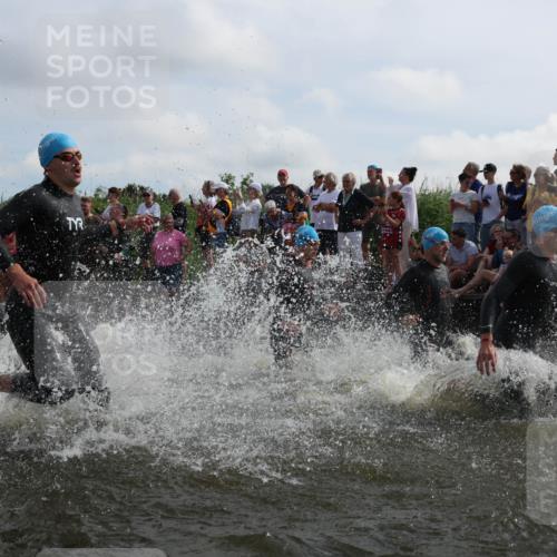 21.06.2026 - Viking Triathlon Michael Strokosch http://msf.ph/oto/9820834 21.06.2026 10:02:10 Schwimmen 43, 90, 102, 152, 154, 226, 410, 438, 446, 501, 524, 536, 537, 625, 660 meine-sportfotos.de