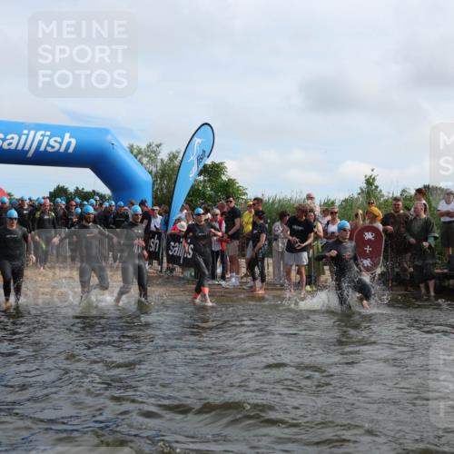 21.06.2026 - Viking Triathlon Michael Strokosch http://msf.ph/oto/9820840 21.06.2026 10:02:14 Schwimmen 47, 87, 90, 102, 136, 152, 154, 410, 438, 490, 501, 536, 537, 655, 660 meine-sportfotos.de