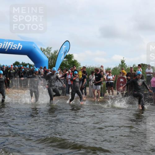 21.06.2026 - Viking Triathlon Michael Strokosch http://msf.ph/oto/9820841 21.06.2026 10:02:14 Schwimmen 47, 87, 90, 102, 136, 152, 154, 410, 438, 490, 501, 536, 537, 655, 660 meine-sportfotos.de