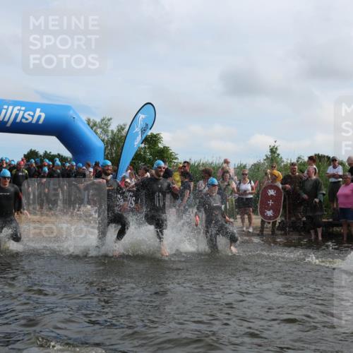 21.06.2026 - Viking Triathlon Michael Strokosch http://msf.ph/oto/9820843 21.06.2026 10:02:14 Schwimmen 47, 87, 90, 102, 136, 152, 154, 410, 438, 490, 501, 536, 537, 655, 660 meine-sportfotos.de