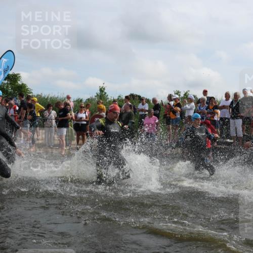 21.06.2026 - Viking Triathlon Michael Strokosch http://msf.ph/oto/9820858 21.06.2026 10:02:20 Schwimmen 47, 87, 102, 136, 142, 152, 255, 360, 392, 430, 438, 490, 536, 537, 655 meine-sportfotos.de