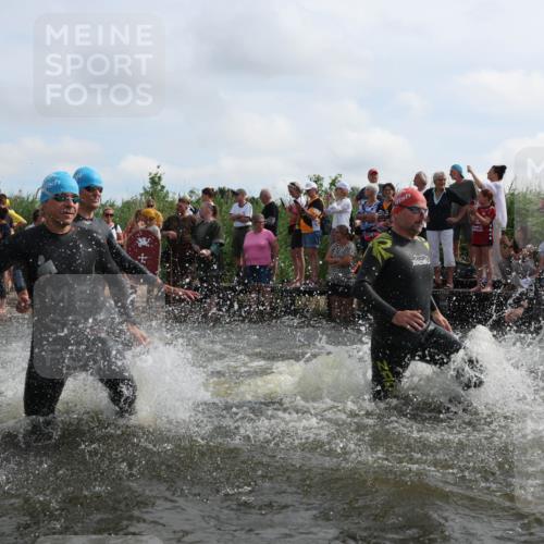 21.06.2026 - Viking Triathlon Michael Strokosch http://msf.ph/oto/9820861 21.06.2026 10:02:21 Schwimmen 47, 87, 102, 136, 142, 152, 255, 360, 392, 430, 438, 490, 536, 537, 655 meine-sportfotos.de
