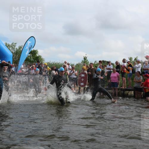 21.06.2026 - Viking Triathlon Michael Strokosch http://msf.ph/oto/9820868 21.06.2026 10:02:24 Schwimmen 47, 87, 126, 136, 142, 220, 255, 360, 392, 430, 490, 604, 651, 655 meine-sportfotos.de