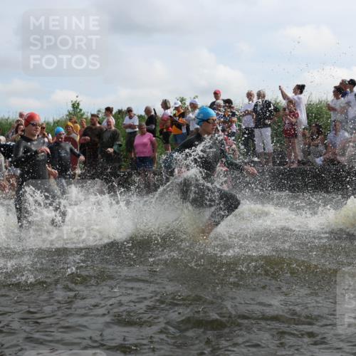 21.06.2026 - Viking Triathlon Michael Strokosch http://msf.ph/oto/9820887 21.06.2026 10:02:31 Schwimmen 83, 100, 126, 142, 220, 255, 325, 360, 392, 430, 513, 560, 579, 604, 651 meine-sportfotos.de