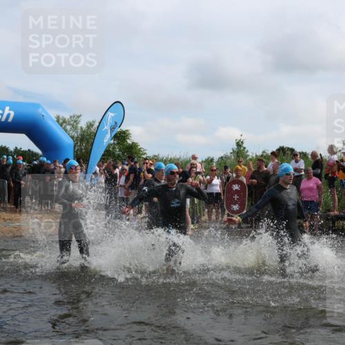 21.06.2026 - Viking Triathlon Michael Strokosch http://msf.ph/oto/9820898 21.06.2026 10:02:35 Schwimmen 83, 99, 100, 126, 186, 220, 325, 386, 462, 485, 513, 560, 579, 604, 651 meine-sportfotos.de