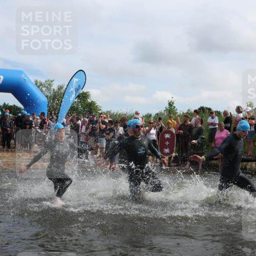 21.06.2026 - Viking Triathlon Michael Strokosch http://msf.ph/oto/9820899 21.06.2026 10:02:35 Schwimmen 83, 99, 100, 126, 186, 220, 325, 386, 462, 485, 513, 560, 579, 604, 651 meine-sportfotos.de